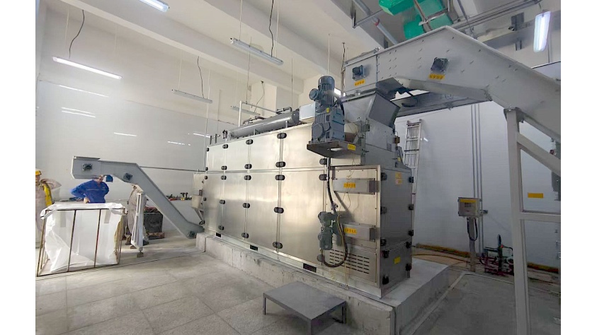 安徽某高新材料企业污泥干化机案例